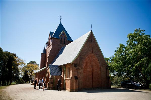 Andrew and Melissa's Menangle and Camden Wedding