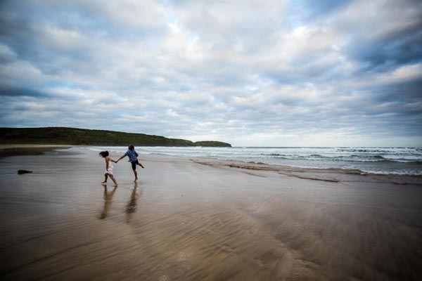 Jon and Eliza's Engagement Session - Rowen Atkinson Photography